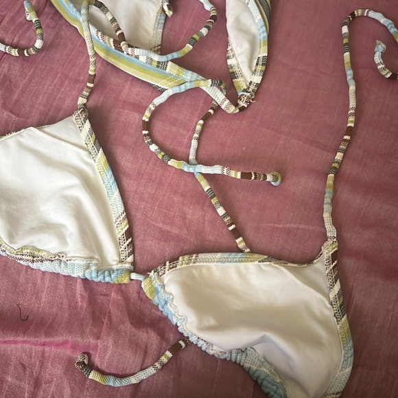 Billabong String Bikini with Stripes - Picture 10 of 13